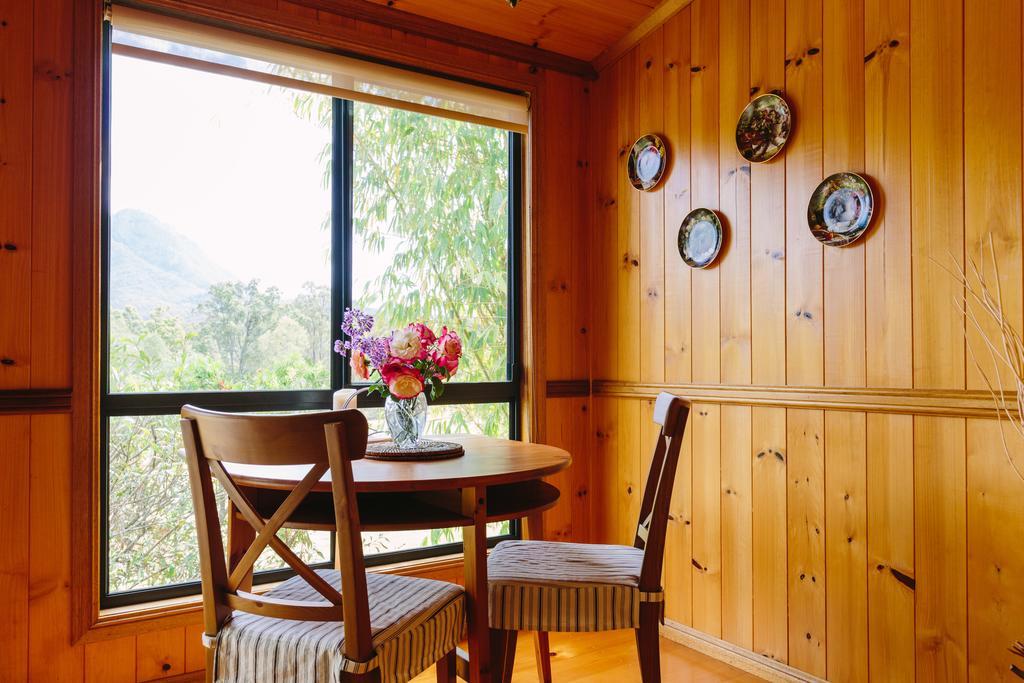 Tuckeroo Cabañas&Gardens Rathdowney Habitación foto